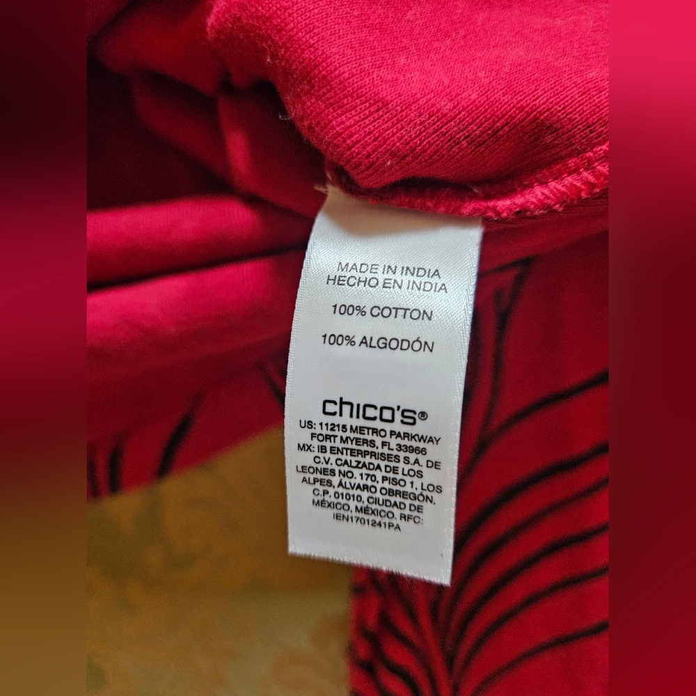 Nwot Chico's Basic Long Sleeve Patterned Tee Red/… - image 7